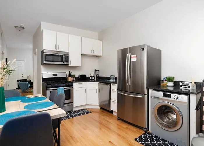15mins Dt Wicker Park Gem Sleeps 7 Freepark Apartment *