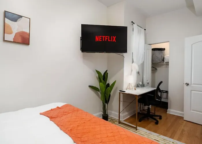 15mins Dt Wicker Park Gem Sleeps 7 Freepark Apartment