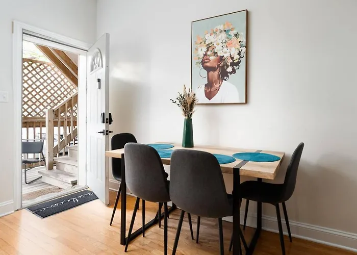 15mins Dt Wicker Park Gem Sleeps 7 Freepark Apartment Chicago